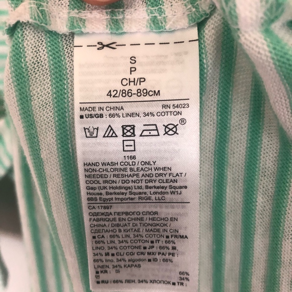 Banana Republic Striped Front Pocket Tee - Picture 8 of 8